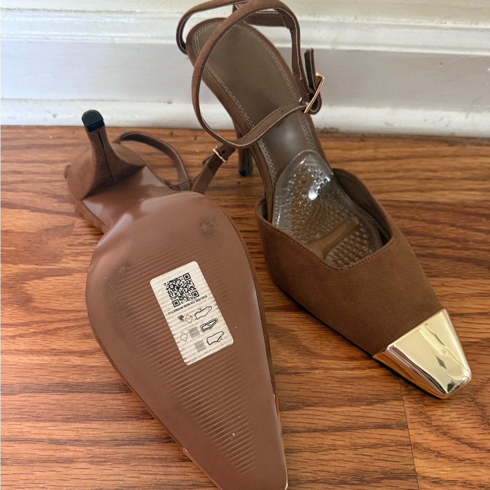 ASOS Women’s Brown Suede Pointed-Toe Heels with Gold Cap - Picture 3 of 3